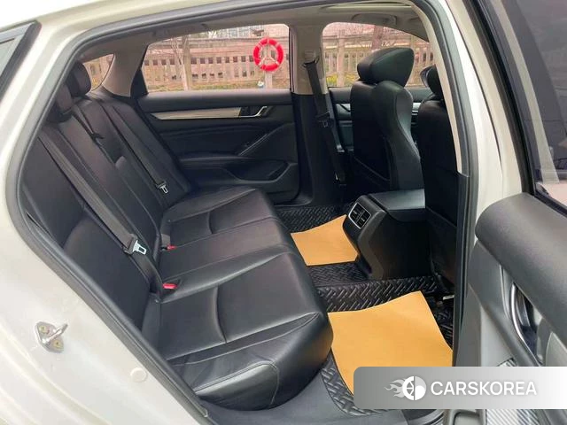 Honda Accord id 3889849 из Китая 13