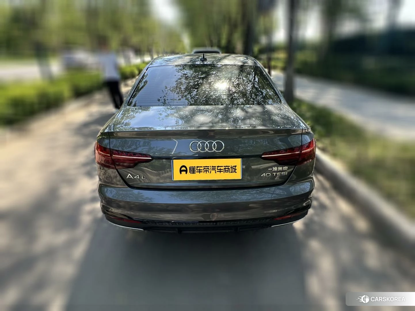 Audi A4L id 4452446 из Китая 13