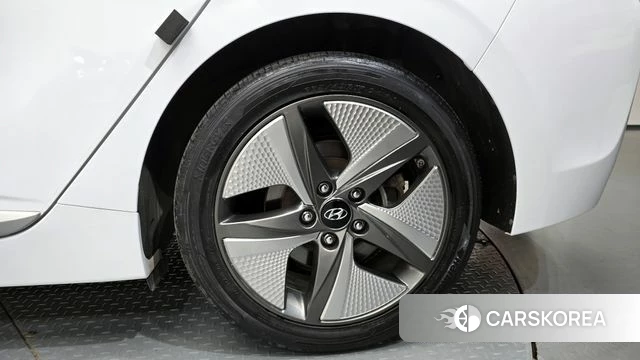 Hyundai The New Ionic Hybrid id 4250865 из Кореи 13