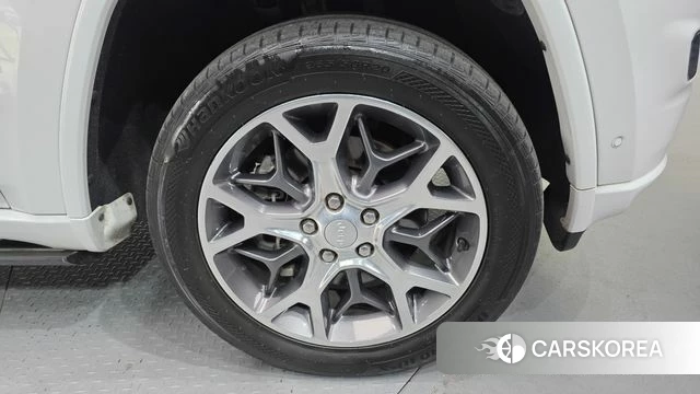 Jeep Grand Cherokee id 4231960 из Кореи 13