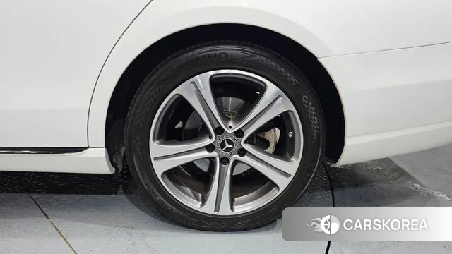 Mercedes-Benz E-Class W213 id 4557763 из Кореи 13