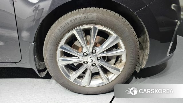 Kia The New Carnival id 4557932 из Кореи 13