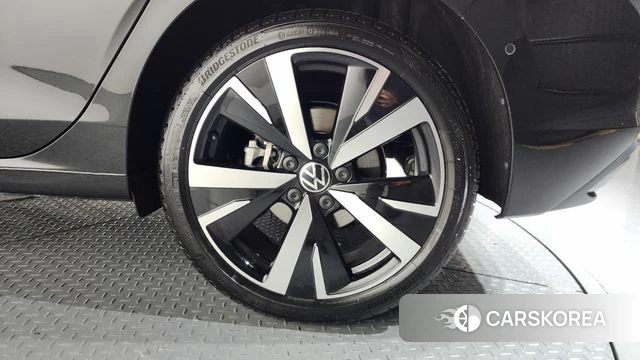 Volkswagen Golf 8th Generation id 4222424 из Кореи 13