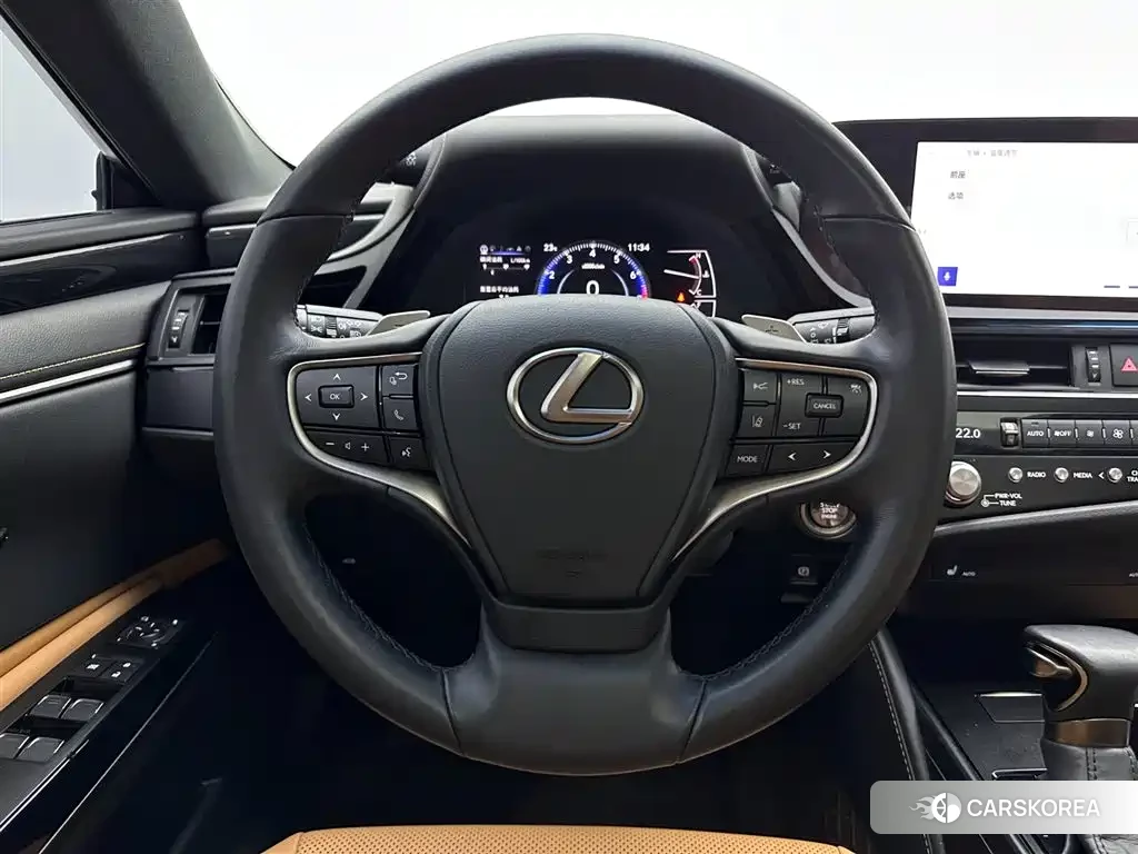 Lexus ES id 4649407 из Китая 13