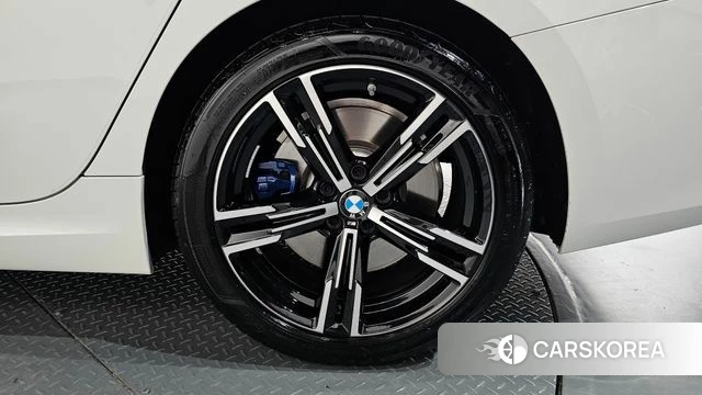 BMW 3 Series (G20) id 4474449 из Кореи 13