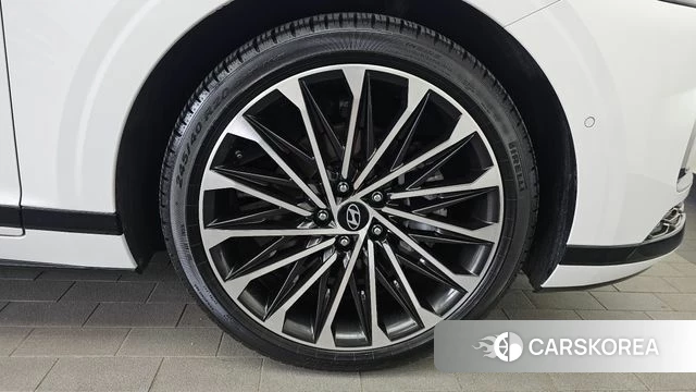Hyundai Grandeur (GN7) id 4488774 из Кореи 13