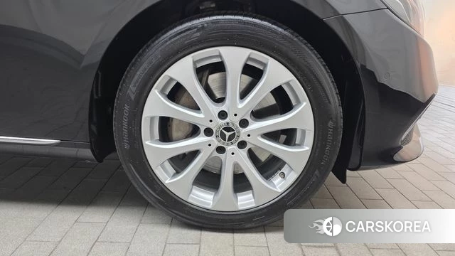 Mercedes-Benz E-Class W213 id 4196920 из Кореи 13