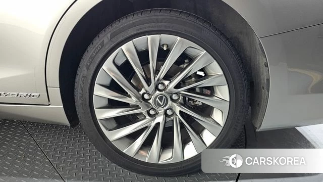 Lexus ES300h 7th generation id 4624663 из Кореи 13