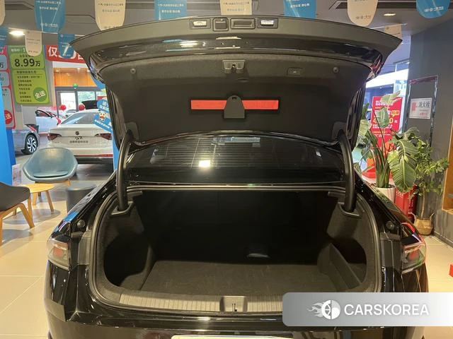 Volkswagen Magotan id 4216381 из Китая 13