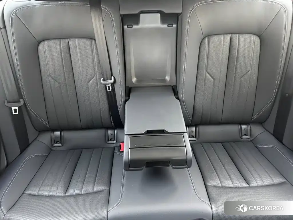 Audi A6 id 4628130 из Китая 14