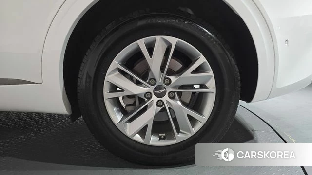 Genesis GV70 id 4355264 из Кореи 13