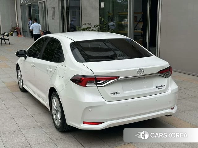 Toyota Corolla id 4262349 из Китая 13