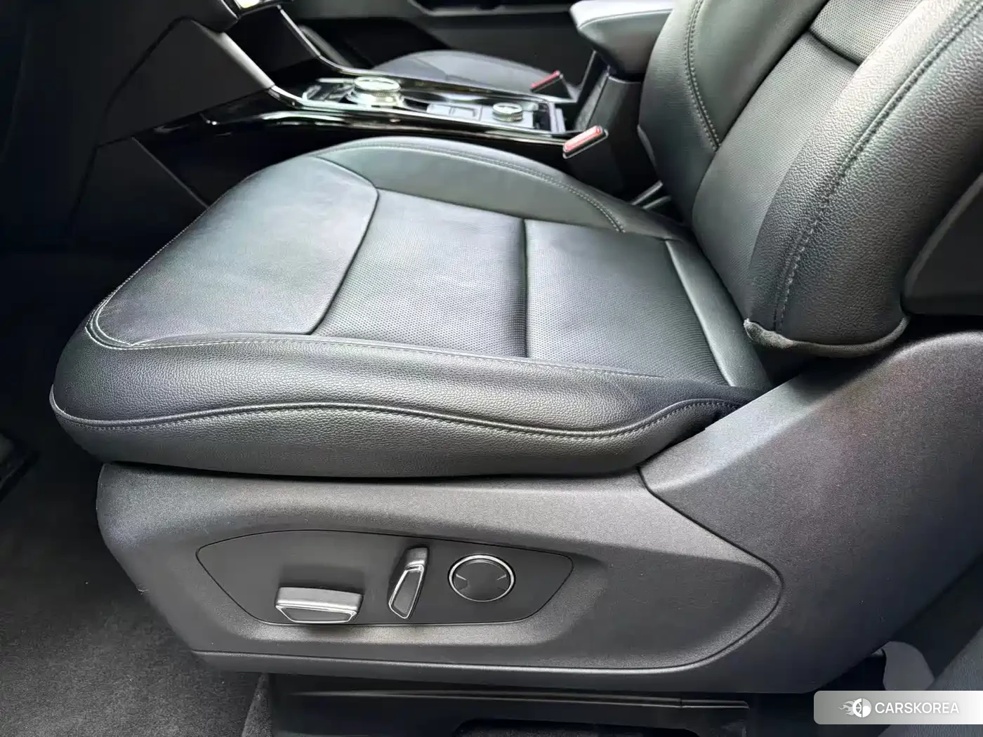 Ford Explorer id 4546329 из Китая 13