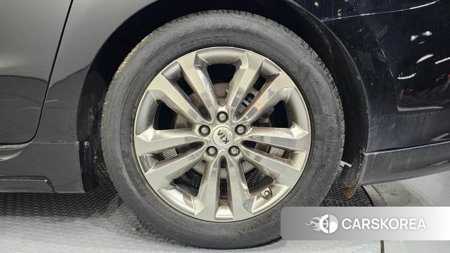 Kia All New Carnival id 4417375 из Кореи 13