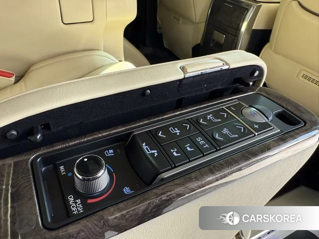 Toyota Elfa id 4272010 из Китая 13