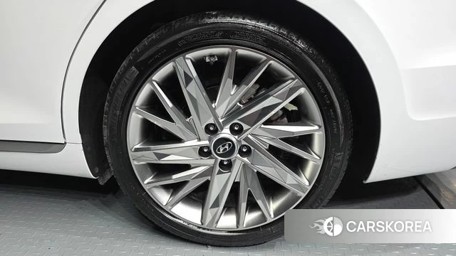 Hyundai The New Grandeur IG id 4445089 из Кореи 13