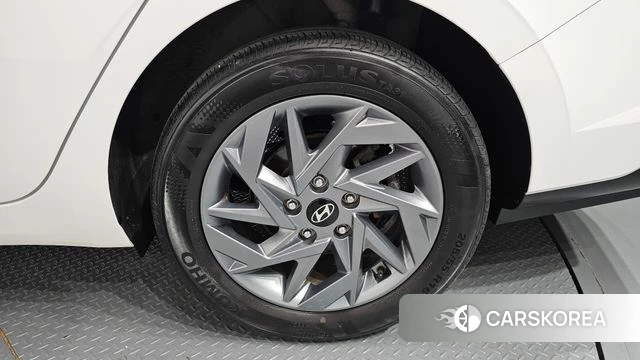 Hyundai The New Avante (CN7) id 4863389 из Кореи 13