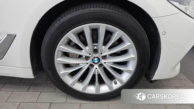 BMW 5 Series (G30) id 4424986 из Кореи 13