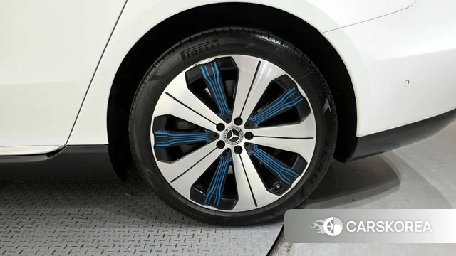 Mercedes-Benz EQS V297 id 4329886 из Кореи 13