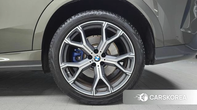 BMW X6 (G06) id 4316840 из Кореи 13