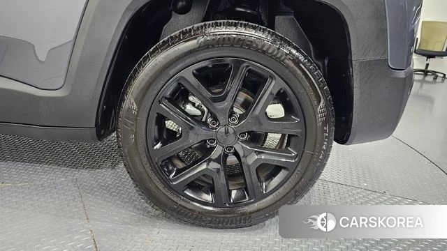 Jeep Renegade id 4623559 из Кореи 13