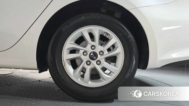 Kia Come New K3 id 4836672 из Кореи 13