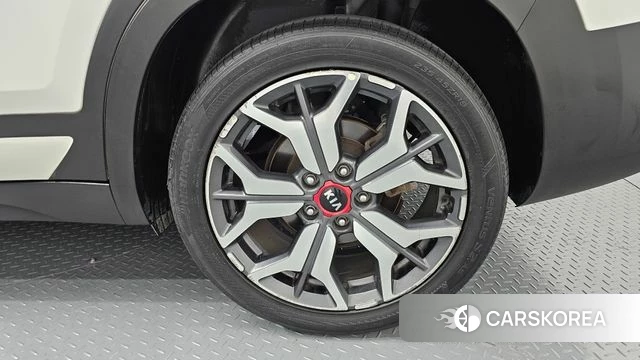 Kia Seltos id 4637837 из Кореи 13