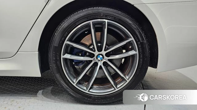 BMW 5 Series (G30) id 4854617 из Кореи 13