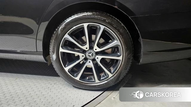 Mercedes-Benz E-Class W213 id 4196444 из Кореи 13