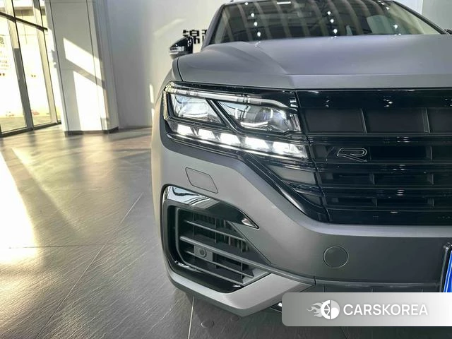 Volkswagen Touareg id 4300114 из Китая 13