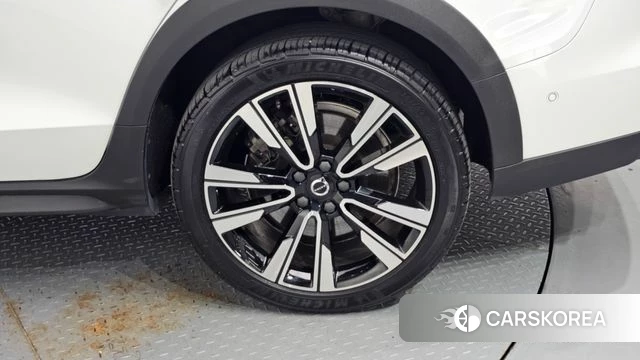 Volvo V60 Cross-Country 2nd Generation id 4507153 из Кореи 13
