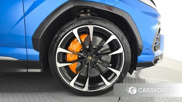 Lamborghini Urus id 4836384 из Кореи 13