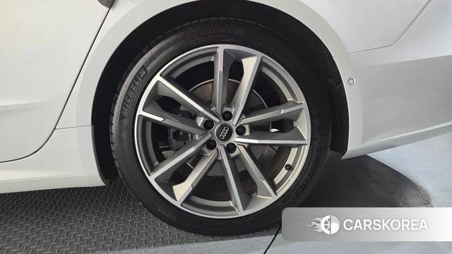 Audi A7 (4K) id 4470772 из Кореи 13