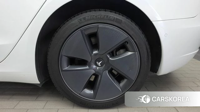 Tesla Model 3 id 4740400 из Кореи 13