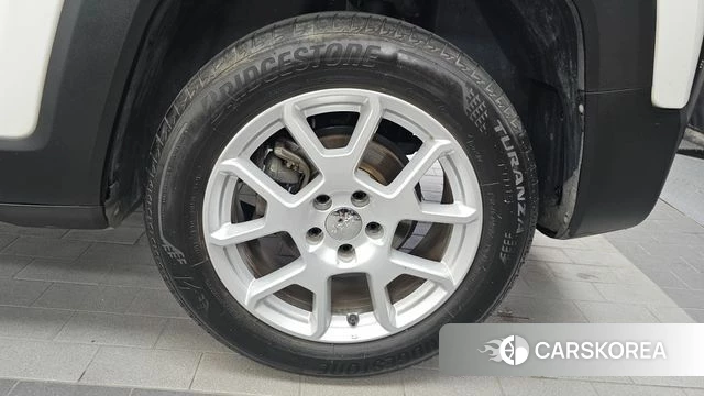 Jeep Renegade id 4444987 из Кореи 13