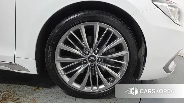 Hyundai Grandeur IG id 4722740 из Кореи 13