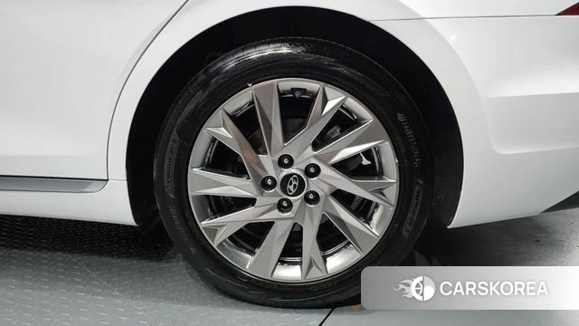 Hyundai The New Grandeur IG Hybrid id 4625563 из Кореи 13