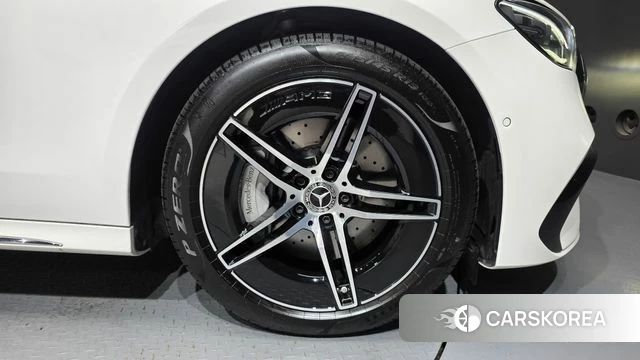 Mercedes-Benz E-Class W214 id 4892604 из Кореи 13
