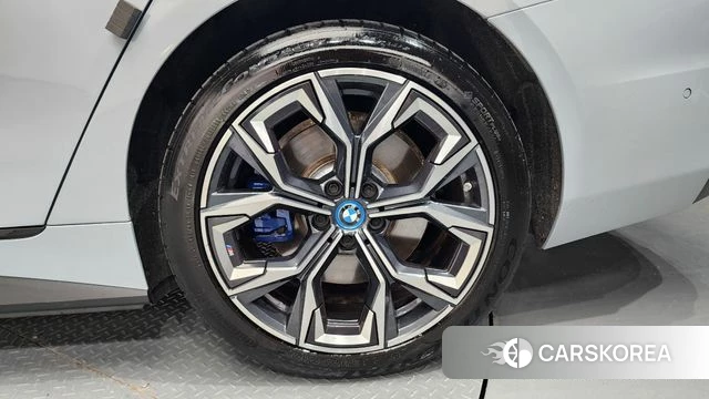 BMW i4 id 4618236 из Кореи 13