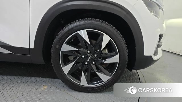 Kia Seltos id 4641654 из Кореи 13