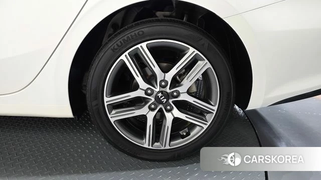 Kia Come New K3 id 4581925 из Кореи 13
