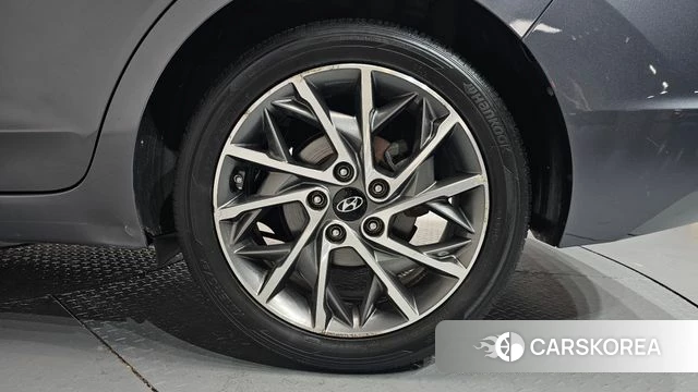 Hyundai The New Avante AD id 4402967 из Кореи 13