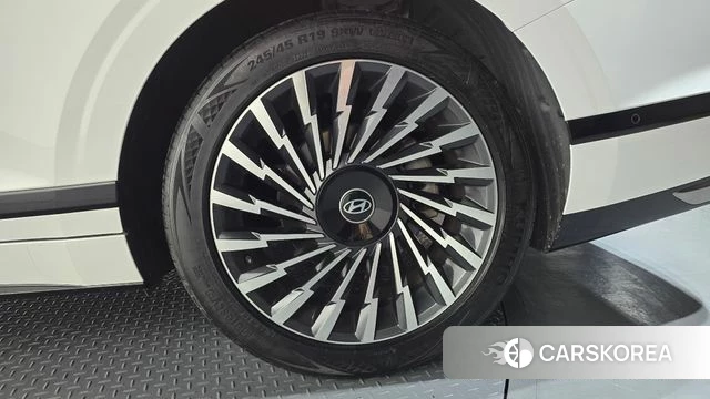 Hyundai Grandeur Hybrid (GN7) id 4488768 из Кореи 13