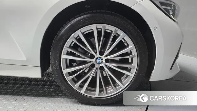 BMW 3 Series (G20) id 4410210 из Кореи 13