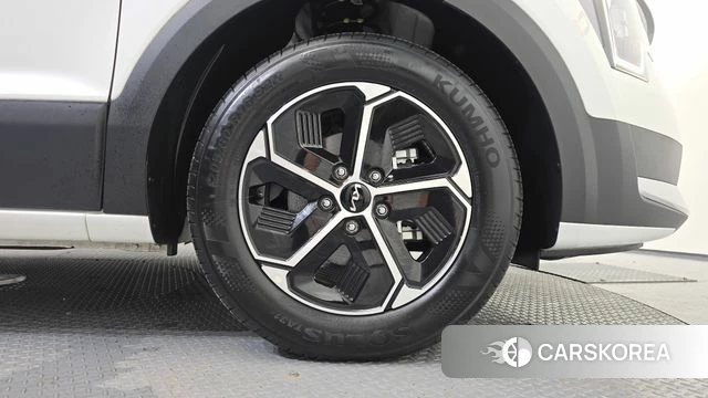 Kia Di Ol Nu Niro id 4655482 из Кореи 13