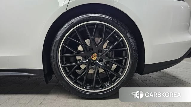 Porsche Panamera (971) id 4284878 из Кореи 13