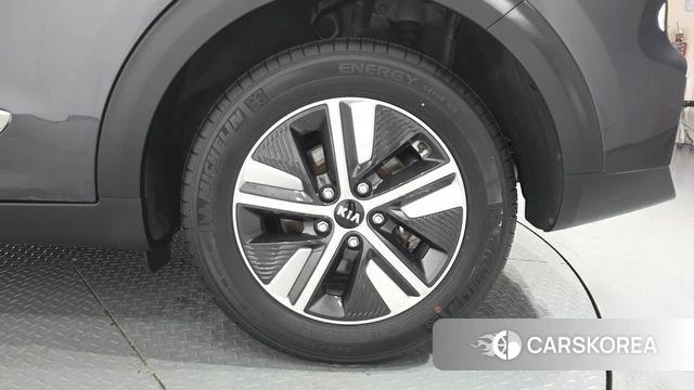 Kia The New Niro id 4520149 из Кореи 13