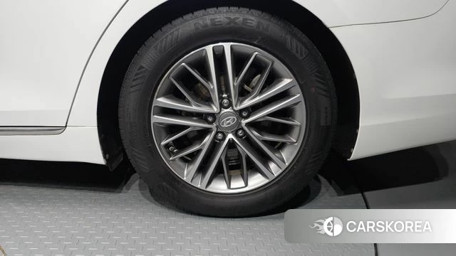 Hyundai Grandeur IG id 4568437 из Кореи 13