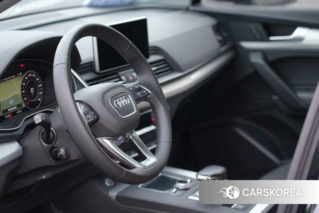 Audi Q5L id 4261441 из Китая 13