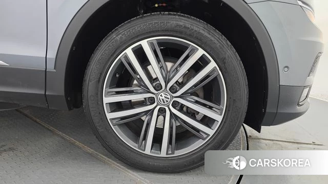 Volkswagen Tiguan Allspace id 4698857 из Кореи 13